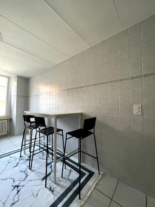 Appartement Avec Love Room Пайерн Екстериор снимка